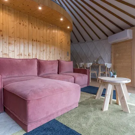 Gorski Glamping - Caloroczne Jurty Z Widokiem Luksusowy namiot Tylmanowa