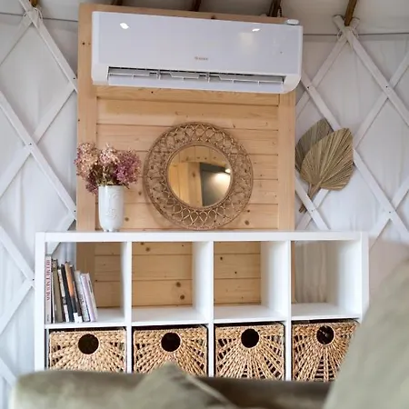 Luxury tent Gorski Glamping - Caloroczne Jurty Z Widokiem *