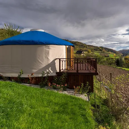 Gorski Glamping - Caloroczne Jurty Z Widokiem ラグジュアリーテント Tylmanowa