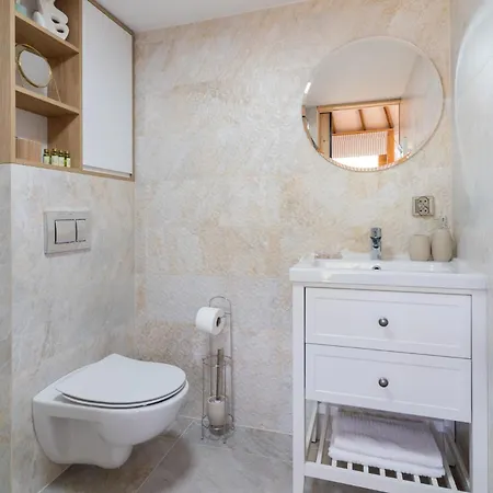 Gorski Glamping - Caloroczne Jurty Z Widokiem Tylmanowa