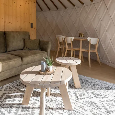 Gorski Glamping - Caloroczne Jurty Z Widokiem Luxury tent