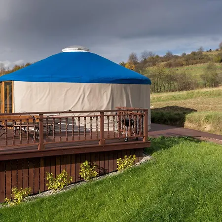 Gorski Glamping - Caloroczne Jurty Z Widokiem ラグジュアリーテント *