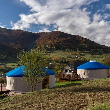 Gorski Glamping - Caloroczne Jurty Z Widokiem Luxury tent Tylmanowa