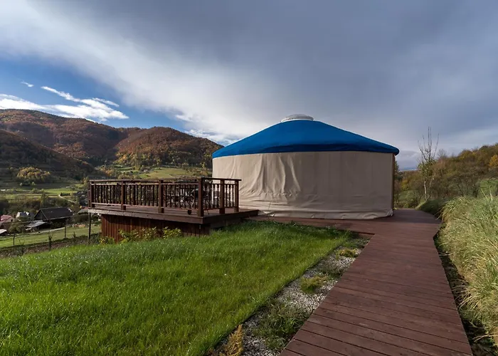 Górski Glamping - Całoroczne Jurty Z Widokiem *