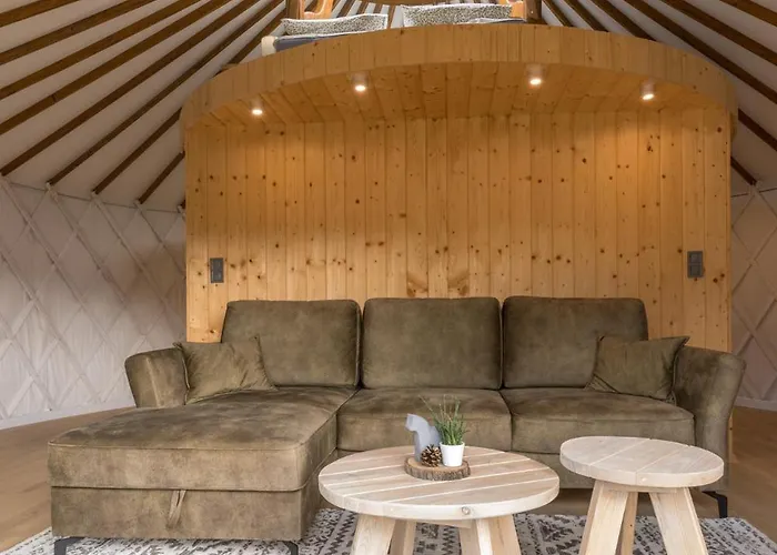 Górski Glamping - Całoroczne Jurty Z Widokiem Tylmanowa