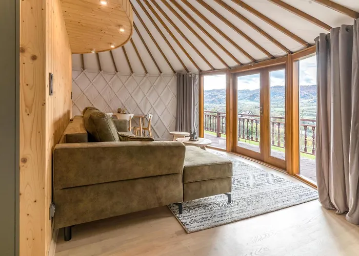Gorski Glamping - Caloroczne Jurty Z Widokiem Glamping Tylmanowa